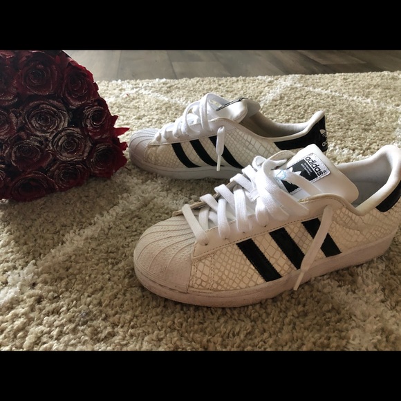 Men adidas sneakers - Picture 6 of 7